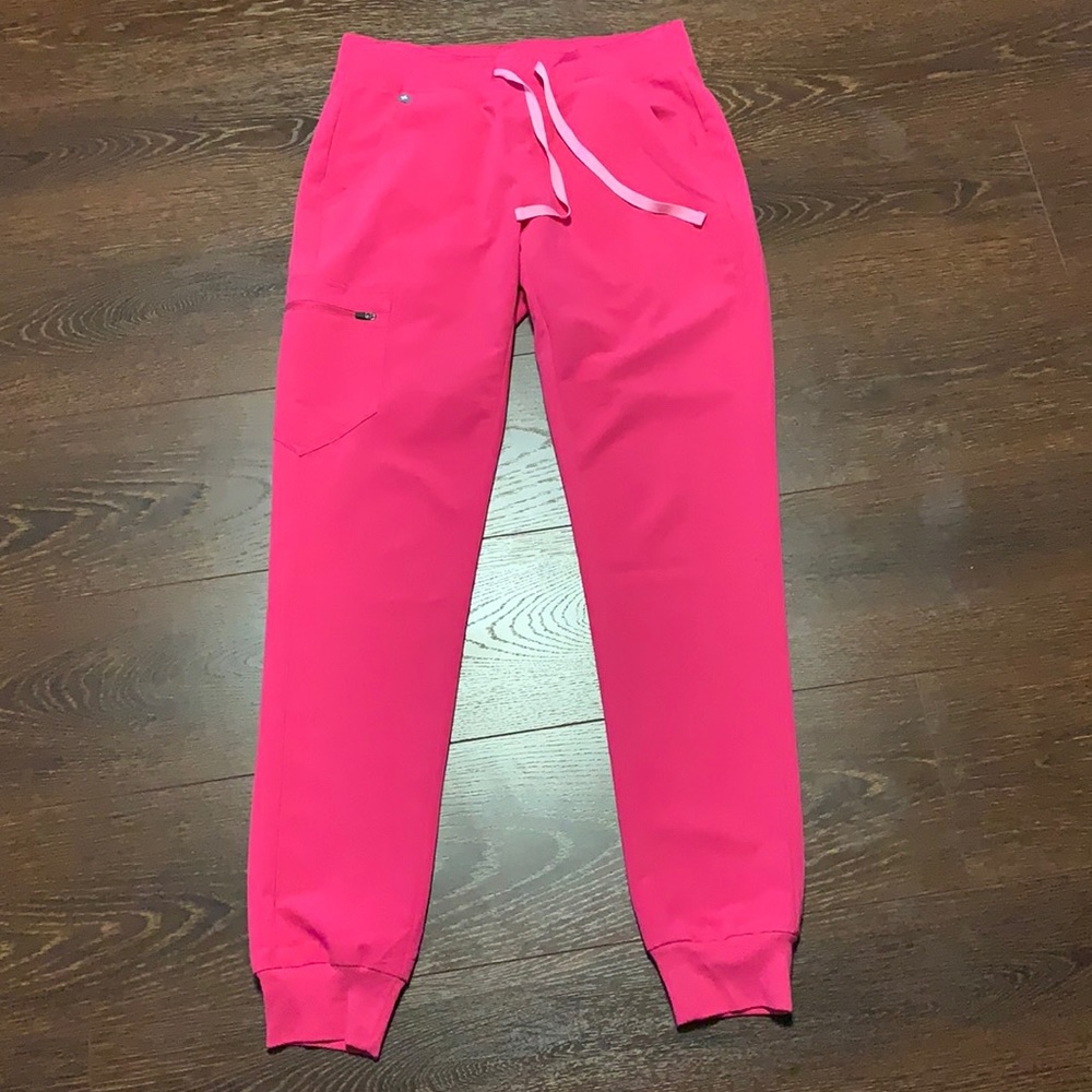 Figs Beat It Pink Small Tall Scrub Pants
